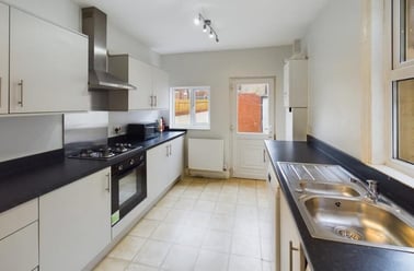 Guildford Place, Heaton, Newcastle - Image 2